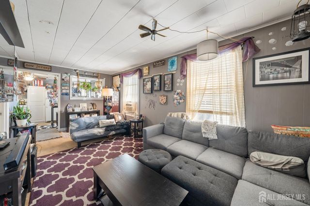 715 NE Park Avenue, Union Beach, NJ 07735