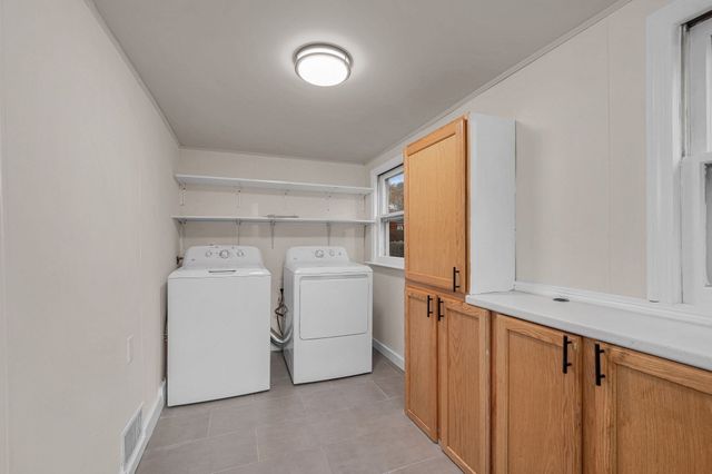 132 Vernon Street, Tewksbury, MA 01876