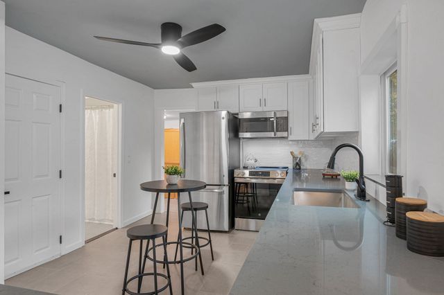 132 Vernon Street, Tewksbury, MA 01876