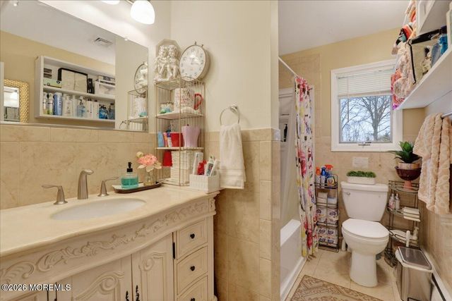 29 Fredric Drive, Ocean Twp, NJ 07712