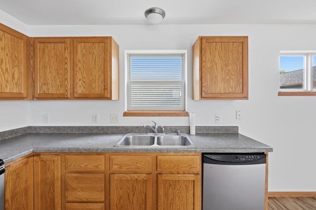 1587 Don Simon Drive, Sun Prairie, WI 53590