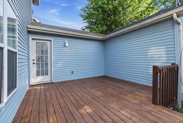 1587 Don Simon Drive, Sun Prairie, WI 53590