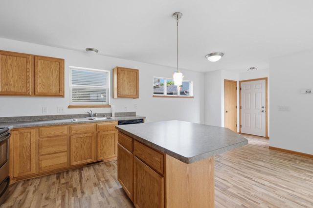 1587 Don Simon Drive, Sun Prairie, WI 53590