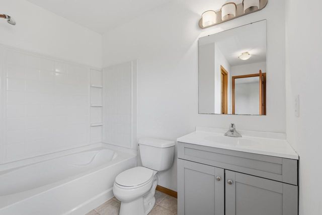 1587 Don Simon Drive, Sun Prairie, WI 53590