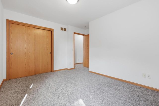 1587 Don Simon Drive, Sun Prairie, WI 53590