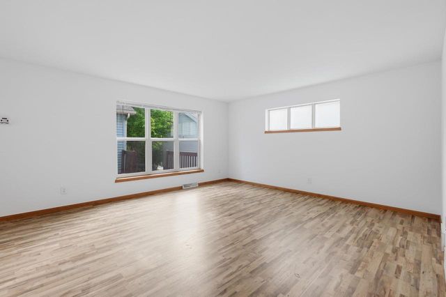 1587 Don Simon Drive, Sun Prairie, WI 53590