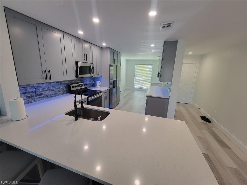 1190 Yesica Ann CIR B-204, NAPLES, FL 34110 — photo 3