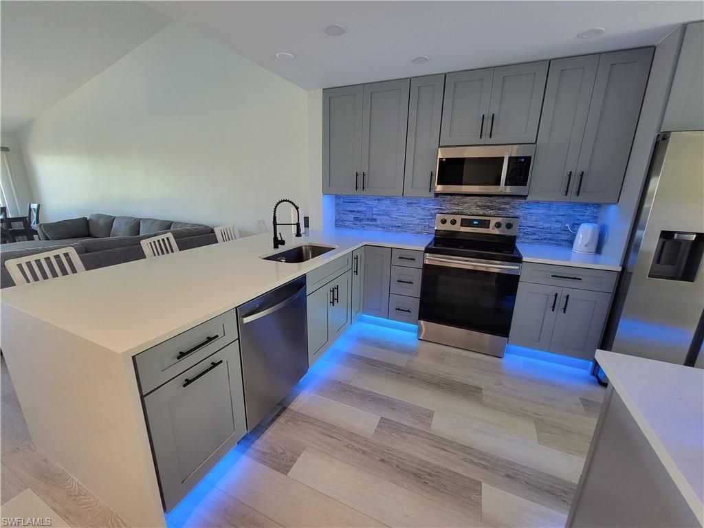 1190 Yesica Ann CIR B-204, NAPLES, FL 34110 — photo 5