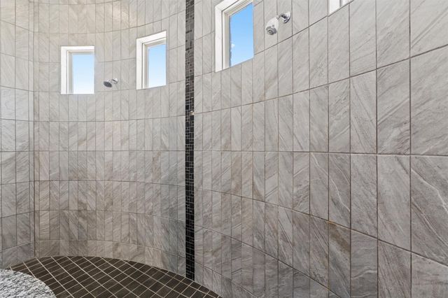 236 Standing Oak DR, Georgetown, TX 78633