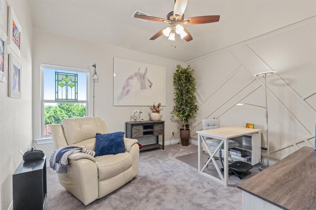 236 Standing Oak DR, Georgetown, TX 78633