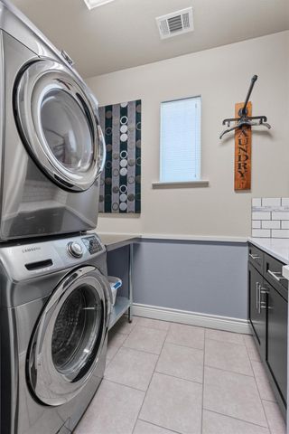 236 Standing Oak DR, Georgetown, TX 78633