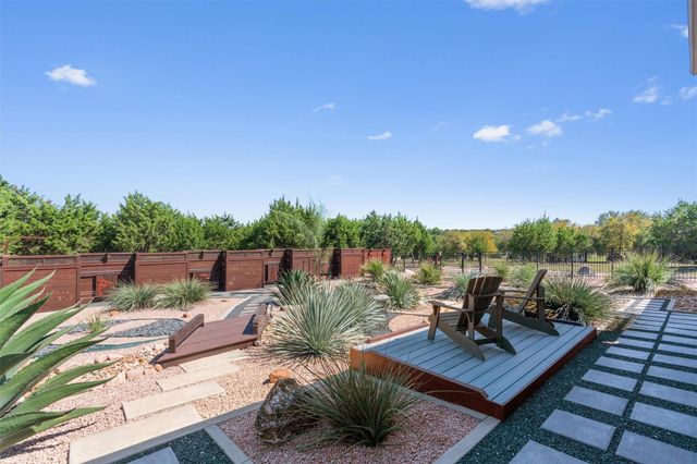 236 Standing Oak DR, Georgetown, TX 78633