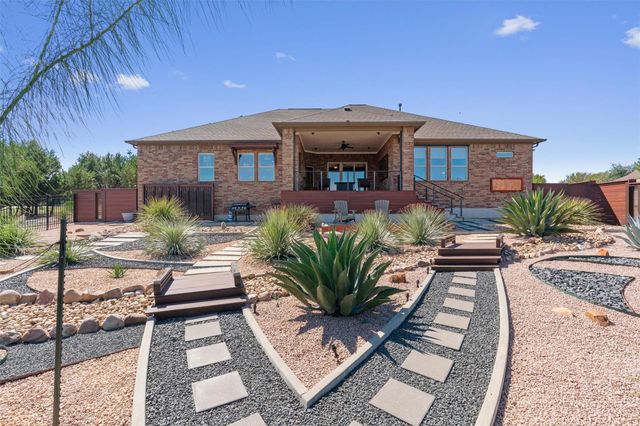 236 Standing Oak DR, Georgetown, TX 78633