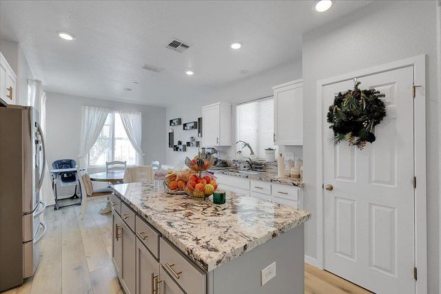 2148 Woodlet St, Marysville, CA 95901