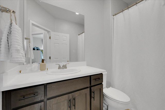 2148 Woodlet St, Marysville, CA 95901