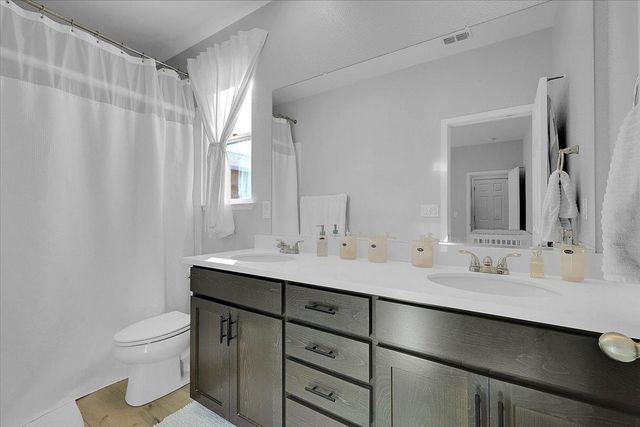 2148 Woodlet St, Marysville, CA 95901