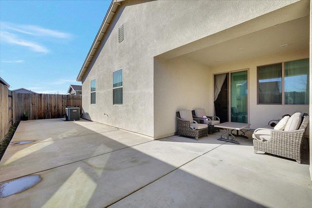 2148 Woodlet St, Marysville, CA 95901