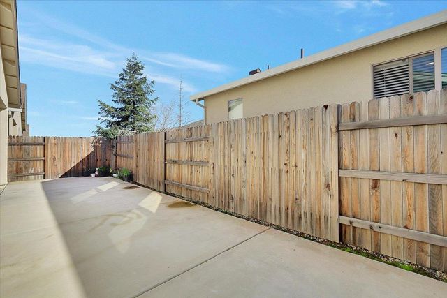 2148 Woodlet St, Marysville, CA 95901