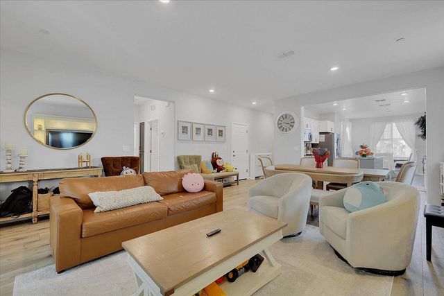 2148 Woodlet St, Marysville, CA 95901