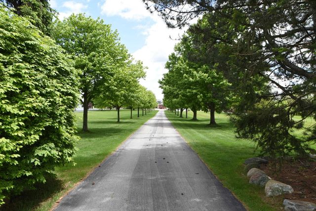 4243 River Road Road, East China Twp, MI 48054