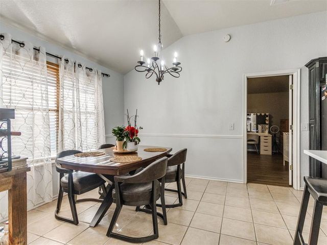 122 Tecumseh Ridge Road, Norman, OK 73069