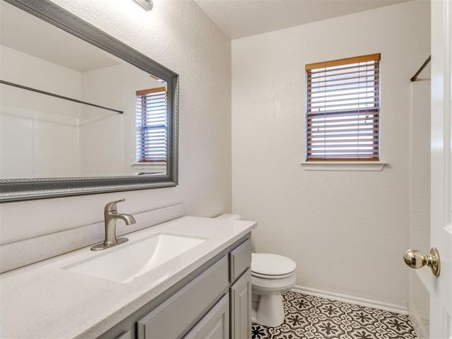 122 Tecumseh Ridge Road, Norman, OK 73069