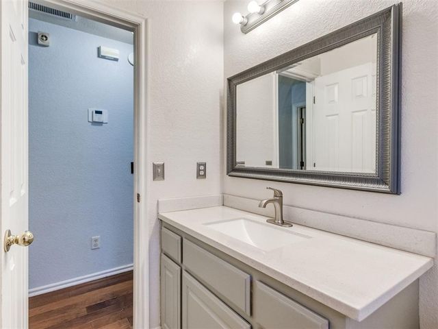 122 Tecumseh Ridge Road, Norman, OK 73069