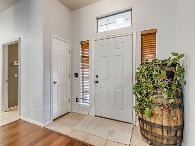 122 Tecumseh Ridge Road, Norman, OK 73069