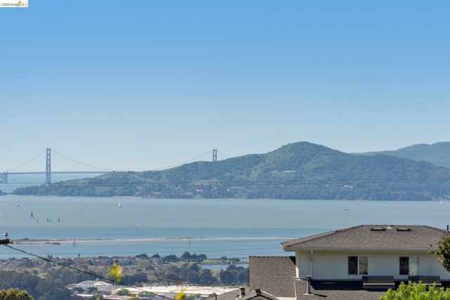 2729 Del Monte Ave, El Cerrito, CA 94530