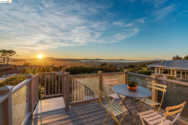 2729 Del Monte Ave, El Cerrito, CA 94530