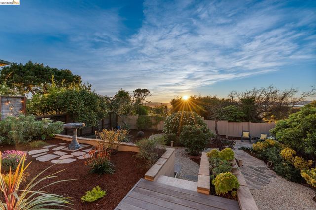 2729 Del Monte Ave, El Cerrito, CA 94530