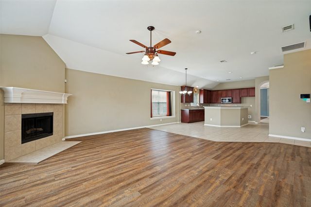 13335 Roadster Drive, Frisco, TX 75033