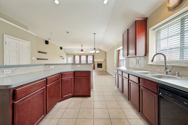 13335 Roadster Drive, Frisco, TX 75033