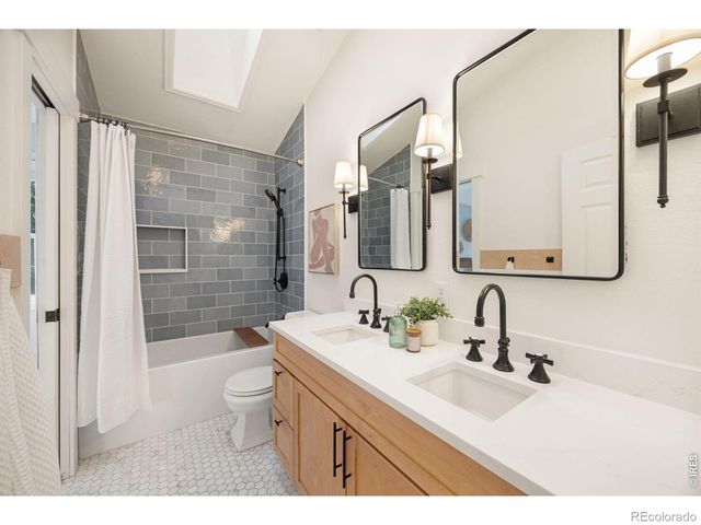 4113 Lost Creek Court, Fort Collins, CO 80526