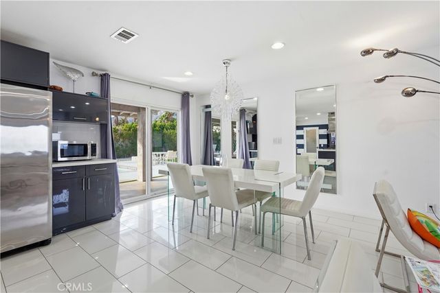 303 E San Rafael Drive, Palm Springs, CA 92262