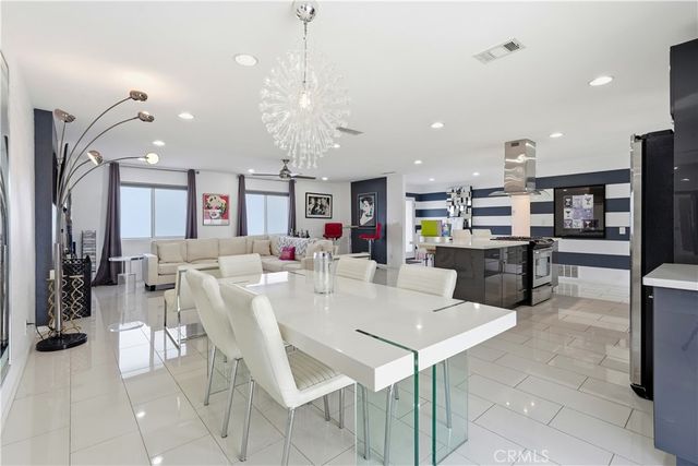 303 E San Rafael Drive, Palm Springs, CA 92262