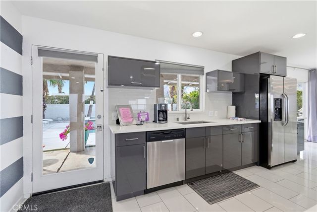 303 E San Rafael Drive, Palm Springs, CA 92262