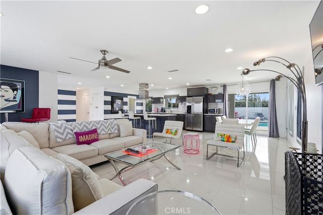 303 E San Rafael Drive, Palm Springs, CA 92262