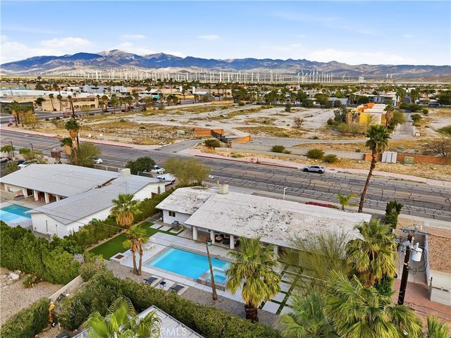 303 E San Rafael Drive, Palm Springs, CA 92262