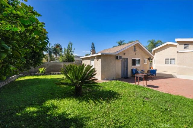6238 Longridge Avenue, Van Nuys, CA 91401