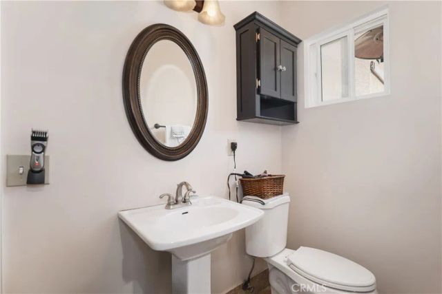 6238 Longridge Avenue, Van Nuys, CA 91401