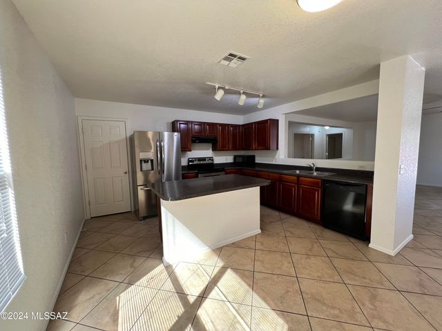 3912 W Oak Springs Trail, Tucson, AZ 85745