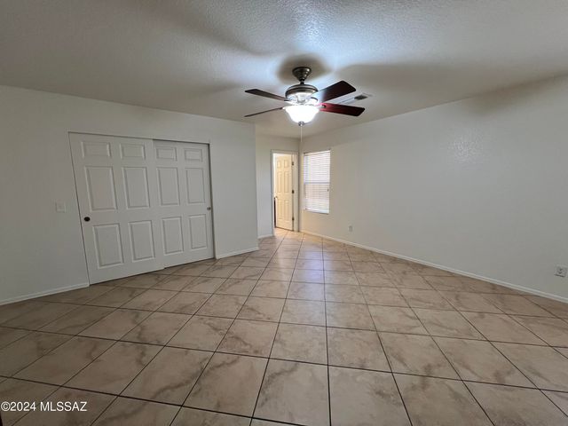 3912 W Oak Springs Trail, Tucson, AZ 85745