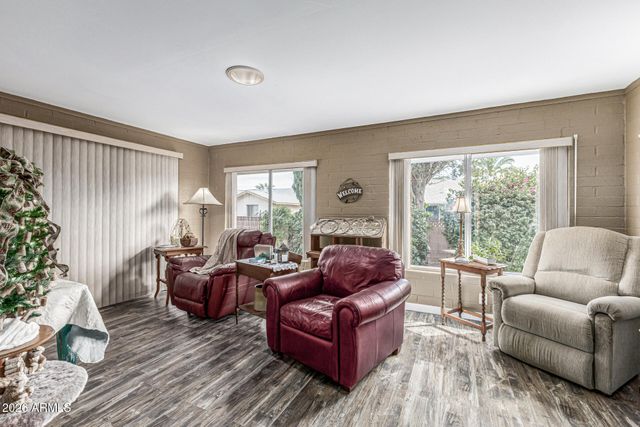 10235 W CLAIR Drive, Sun City, AZ 85351