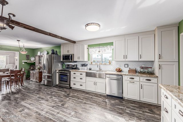 10235 W CLAIR Drive, Sun City, AZ 85351