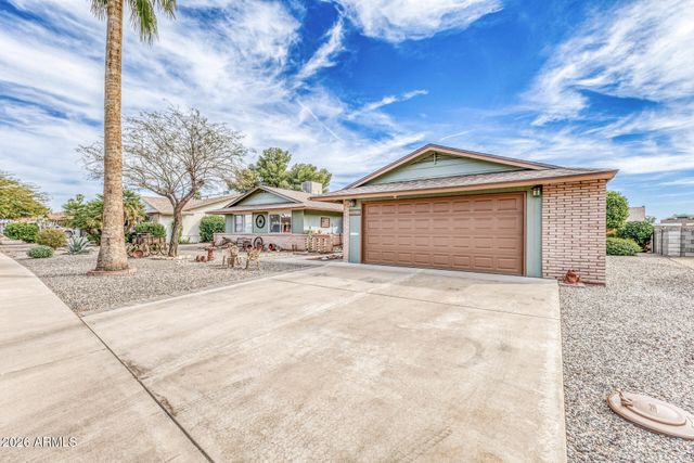 10235 W CLAIR Drive, Sun City, AZ 85351