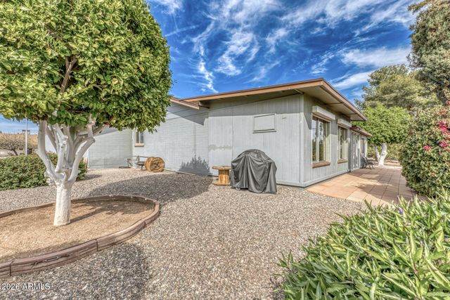 10235 W CLAIR Drive, Sun City, AZ 85351