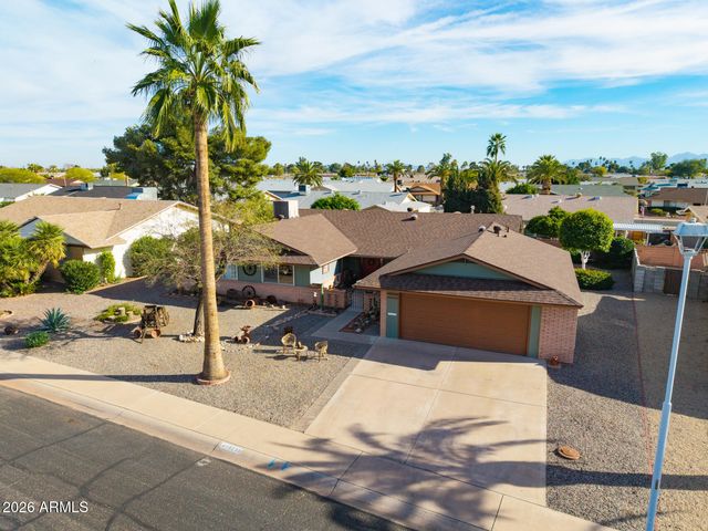 10235 W CLAIR Drive, Sun City, AZ 85351