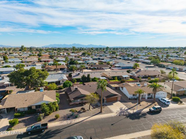 10235 W CLAIR Drive, Sun City, AZ 85351