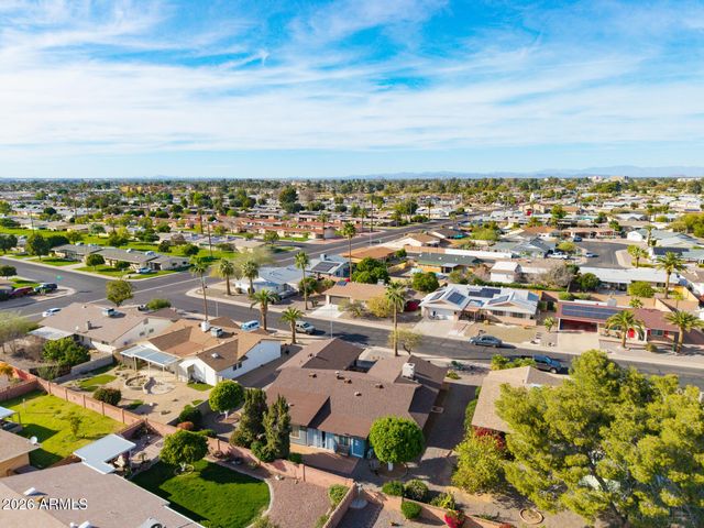 10235 W CLAIR Drive, Sun City, AZ 85351